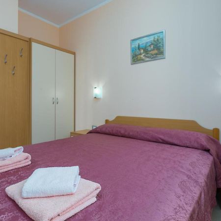 Apartments Maria Porec Exterior photo
