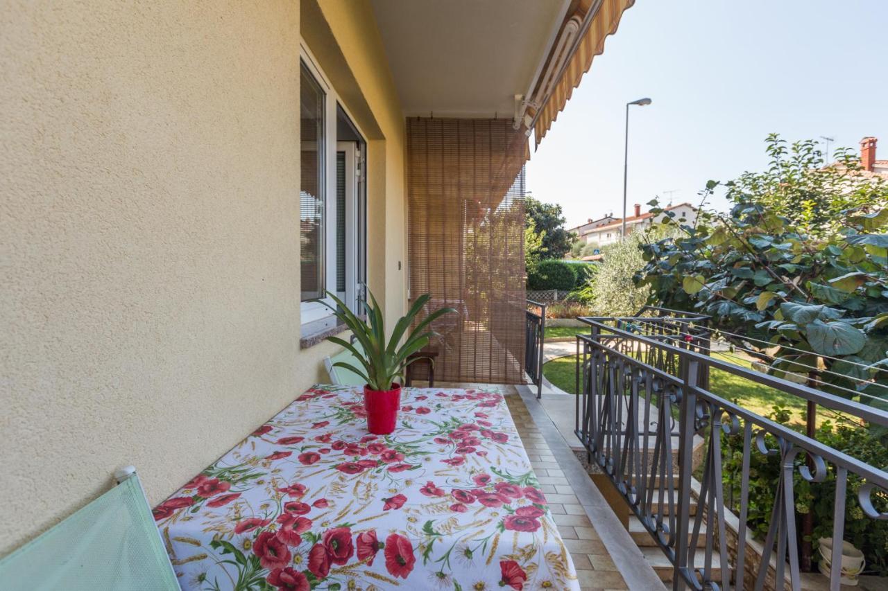 Apartments Maria Porec Exterior photo