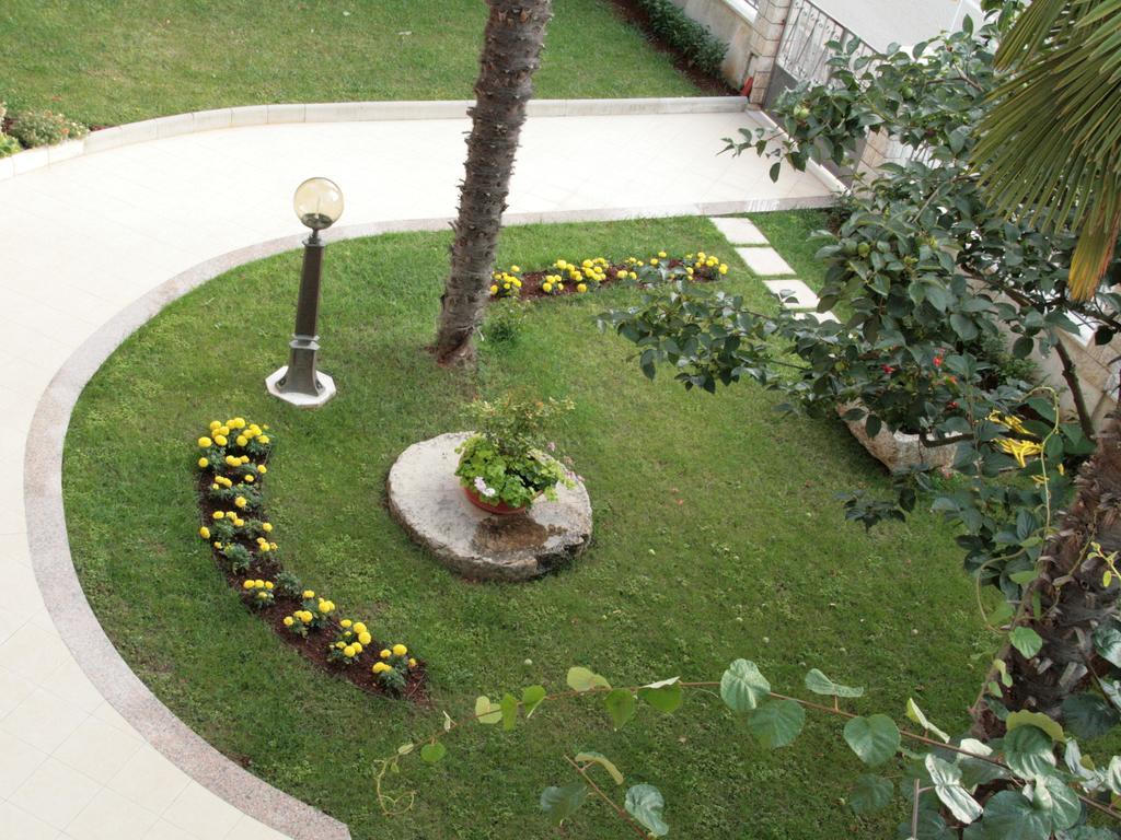 Apartments Maria Porec Exterior photo